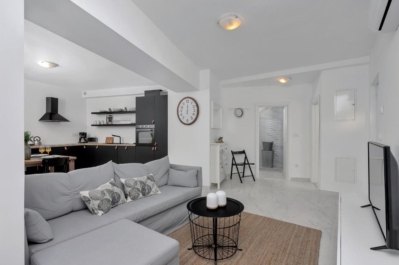Apartment Lotte With Private Pool In The City Center! 马卡尔斯卡 外观 照片